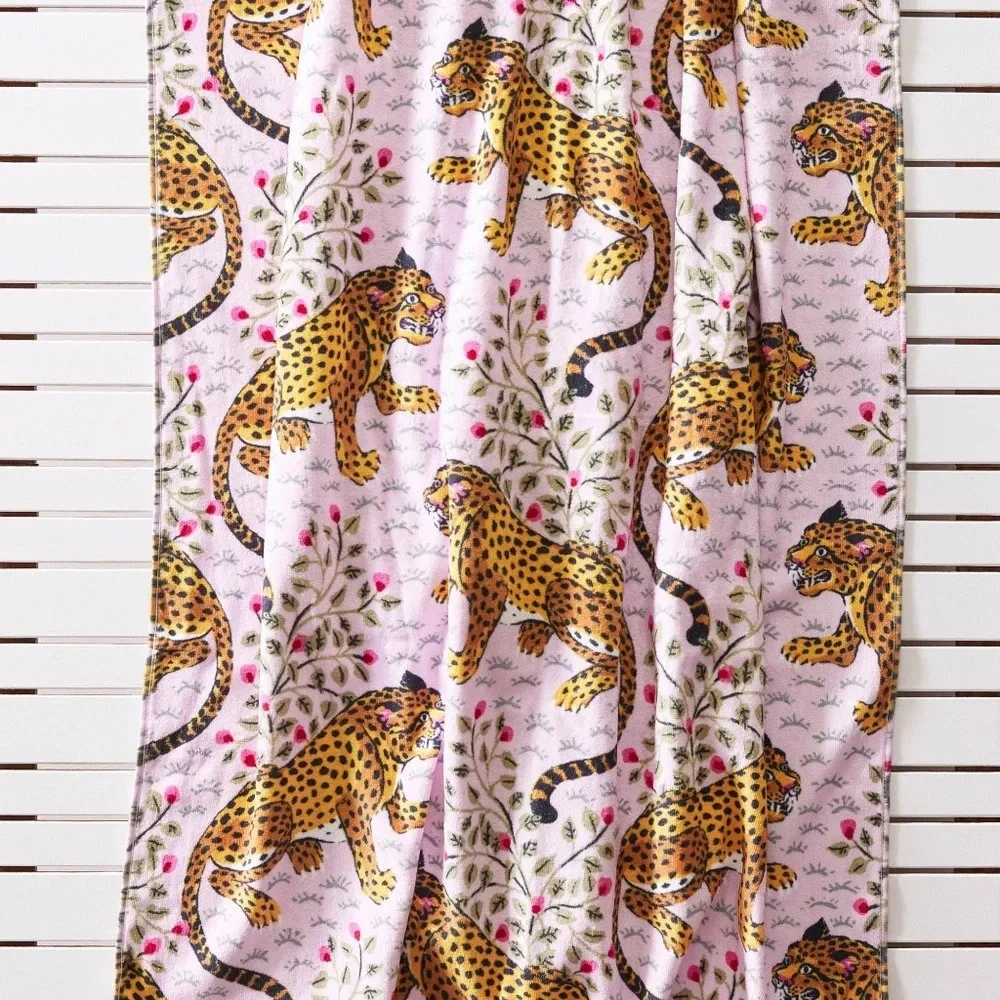NWT Printfresh Bagheera Pink Beach Towel